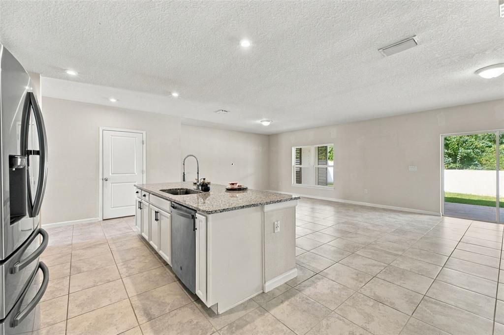 For Sale: $369,900 (4 beds, 2 baths, 2177 Square Feet)