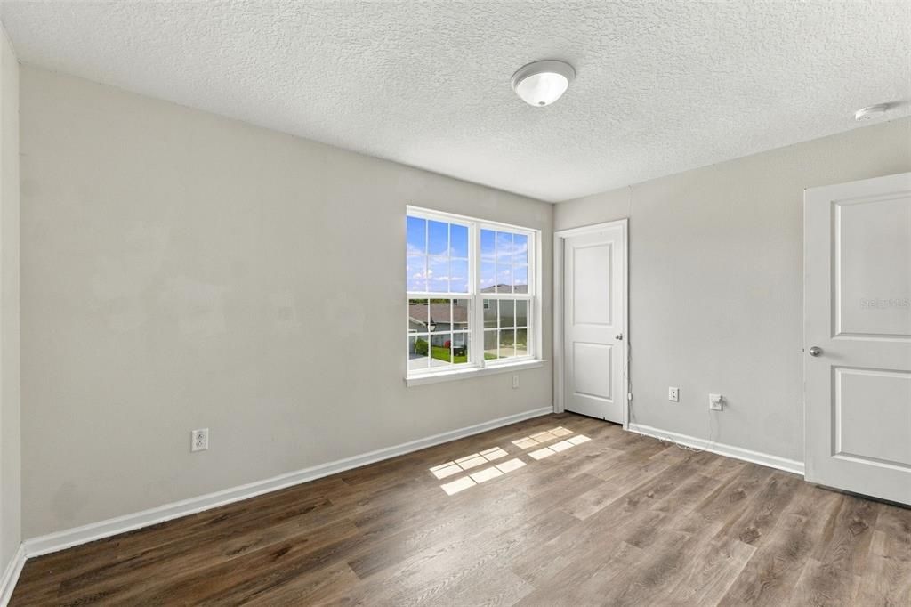 For Sale: $369,900 (4 beds, 2 baths, 2177 Square Feet)