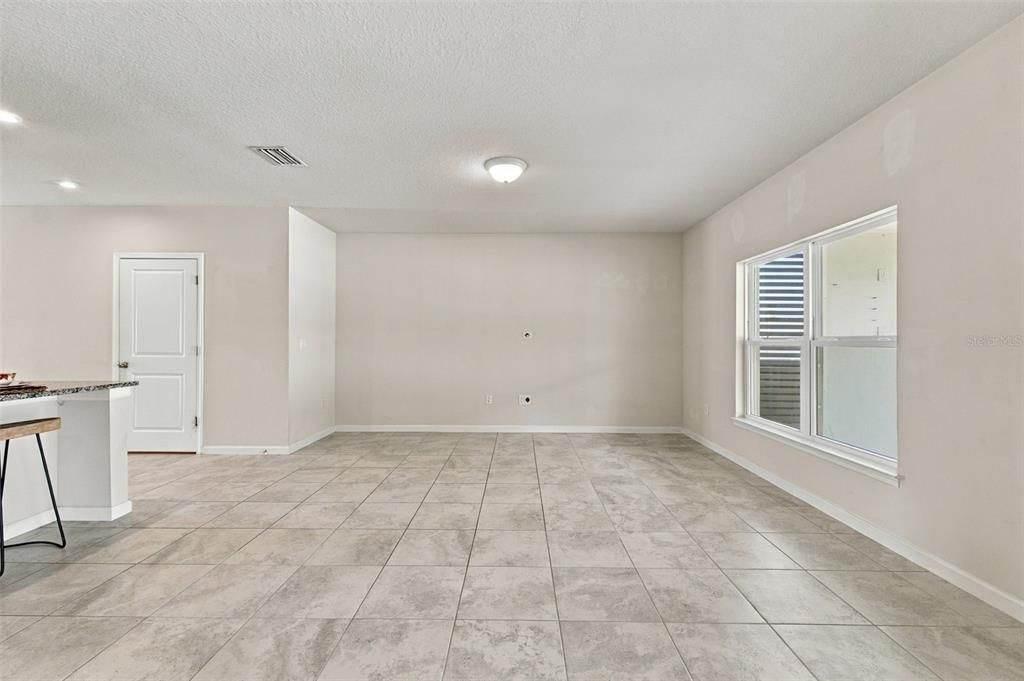 For Sale: $369,900 (4 beds, 2 baths, 2177 Square Feet)