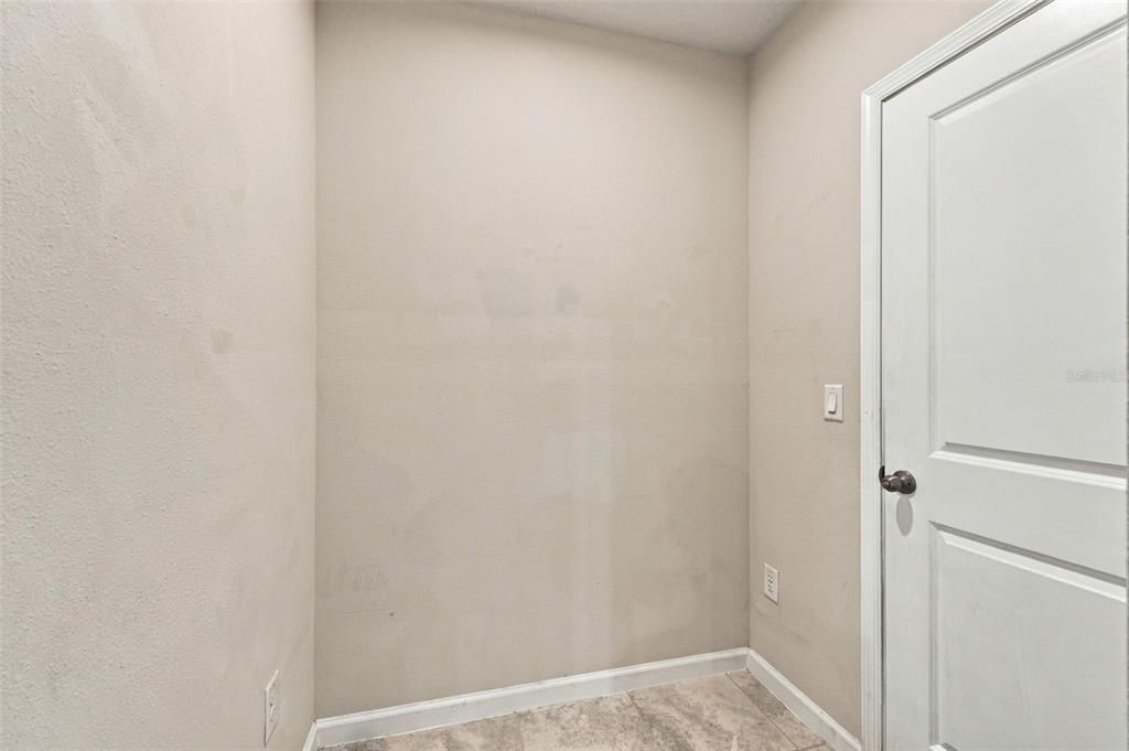 For Sale: $369,900 (4 beds, 2 baths, 2177 Square Feet)
