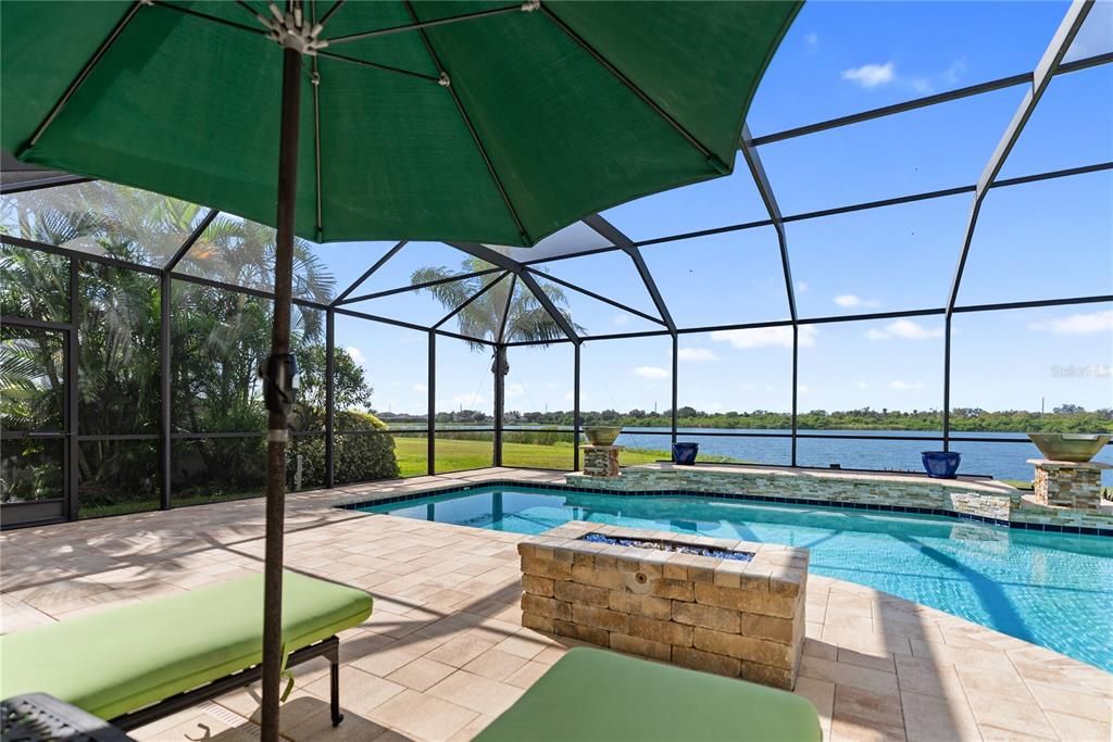 For Sale: $705,000 (3 beds, 2 baths, 1661 Square Feet)