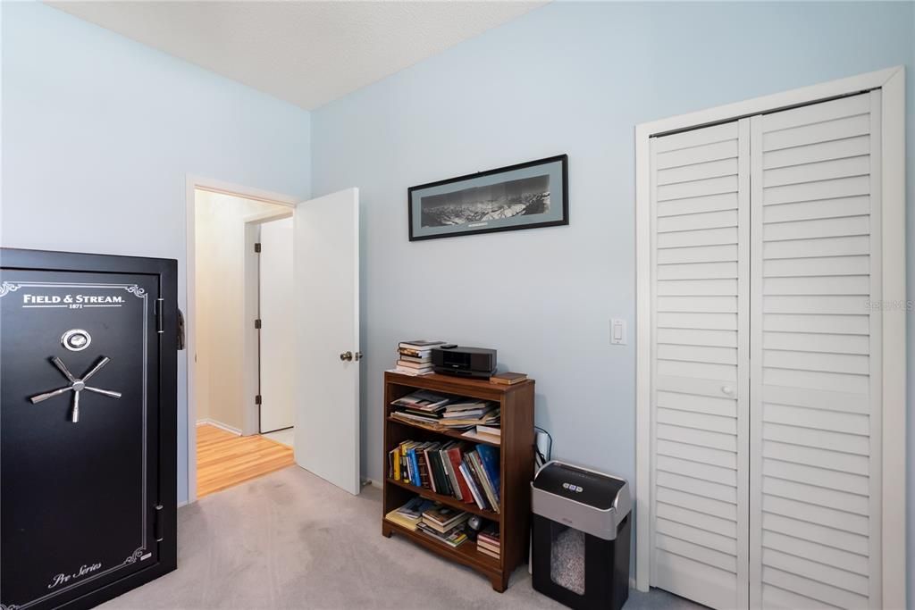 For Sale: $705,000 (3 beds, 2 baths, 1661 Square Feet)