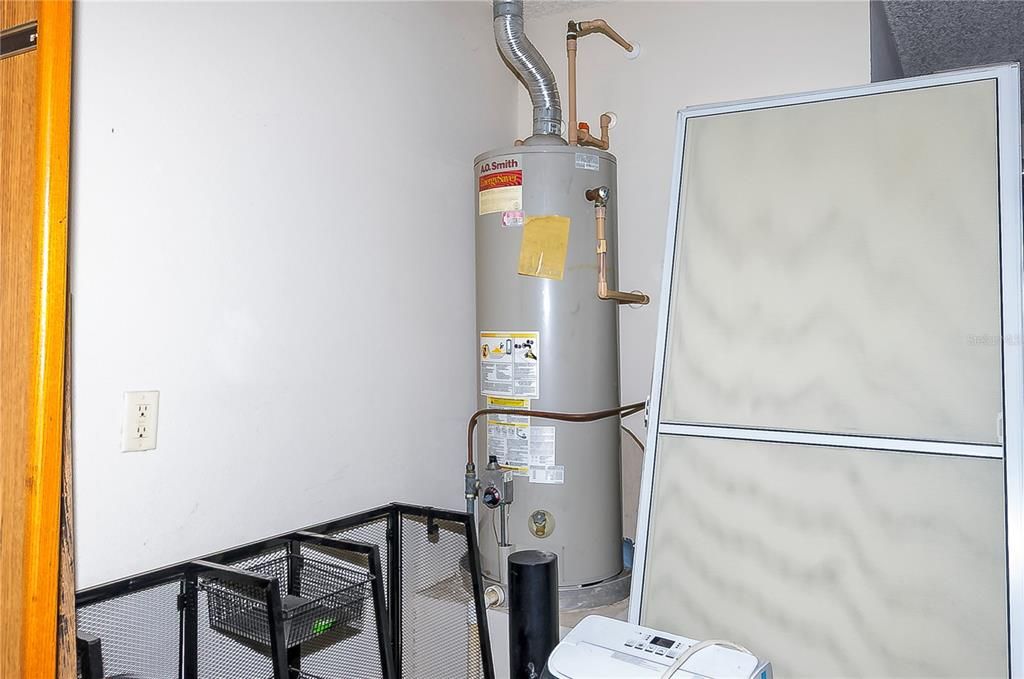 На продажу: $195,000 (1 спален, 1 ванн, 837 Квадратных фут)