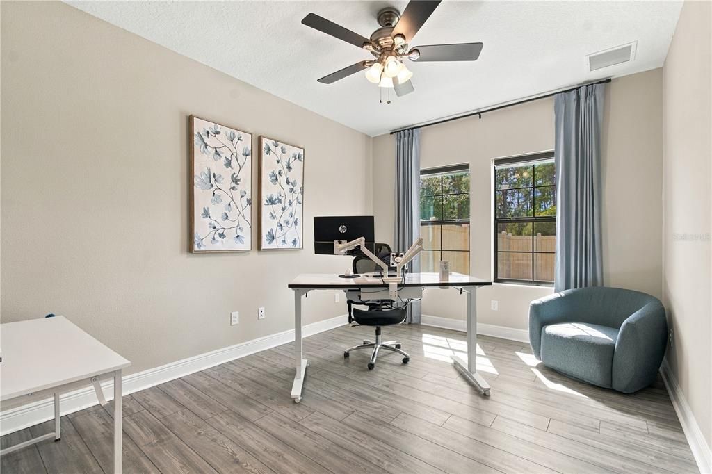 For Sale: $879,900 (5 beds, 4 baths, 4219 Square Feet)