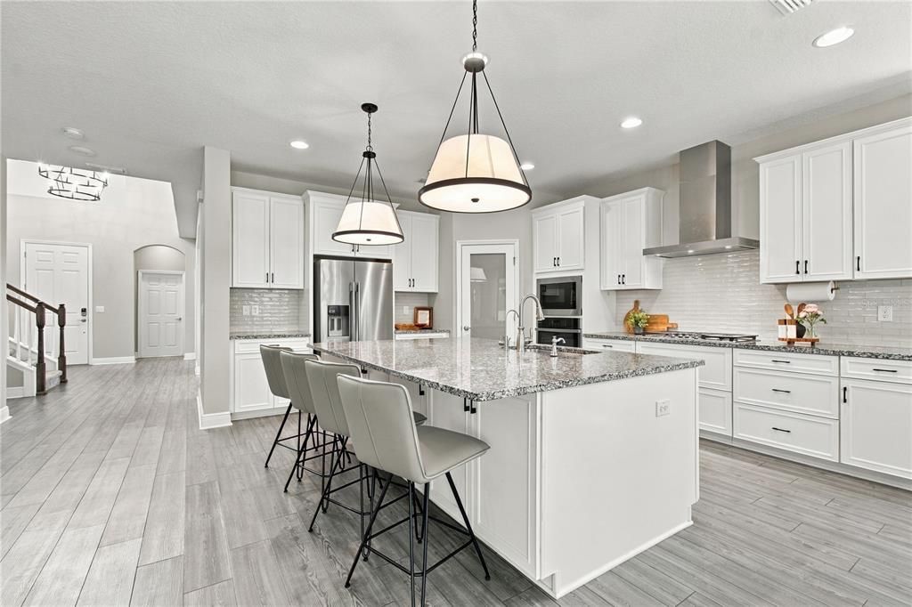 For Sale: $879,900 (5 beds, 4 baths, 4219 Square Feet)