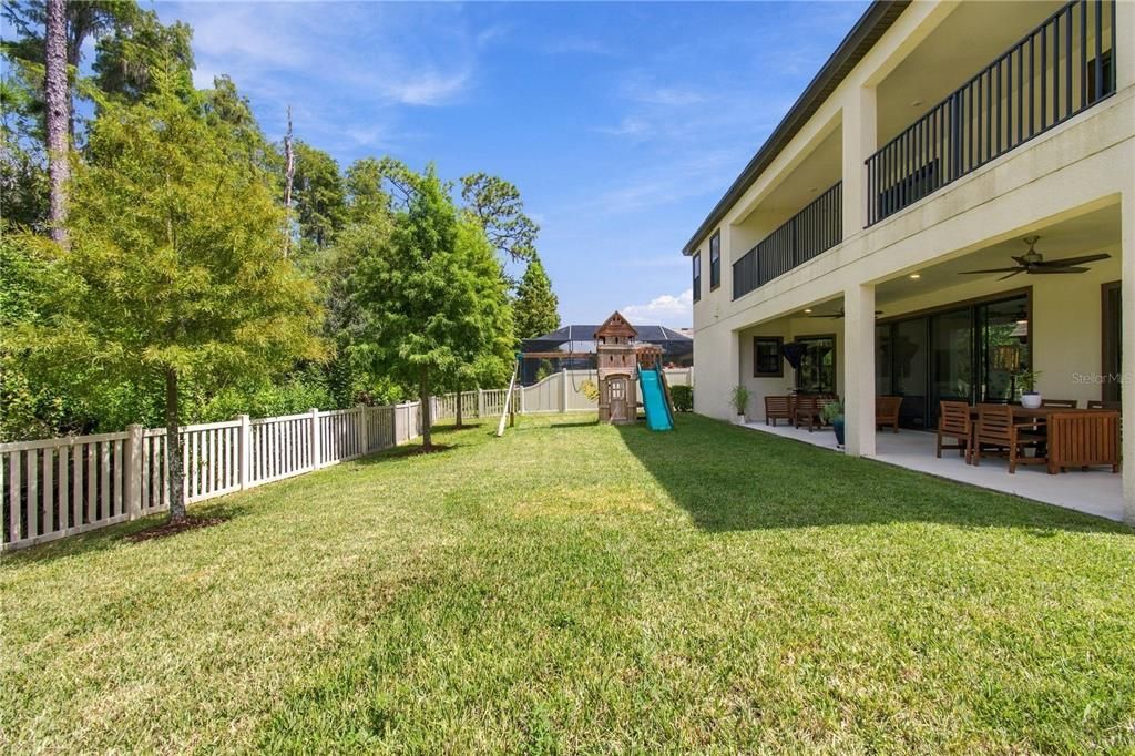 For Sale: $879,900 (5 beds, 4 baths, 4219 Square Feet)