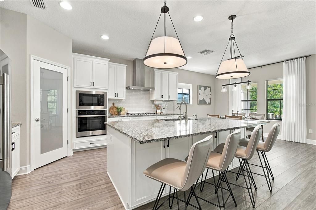 For Sale: $879,900 (5 beds, 4 baths, 4219 Square Feet)