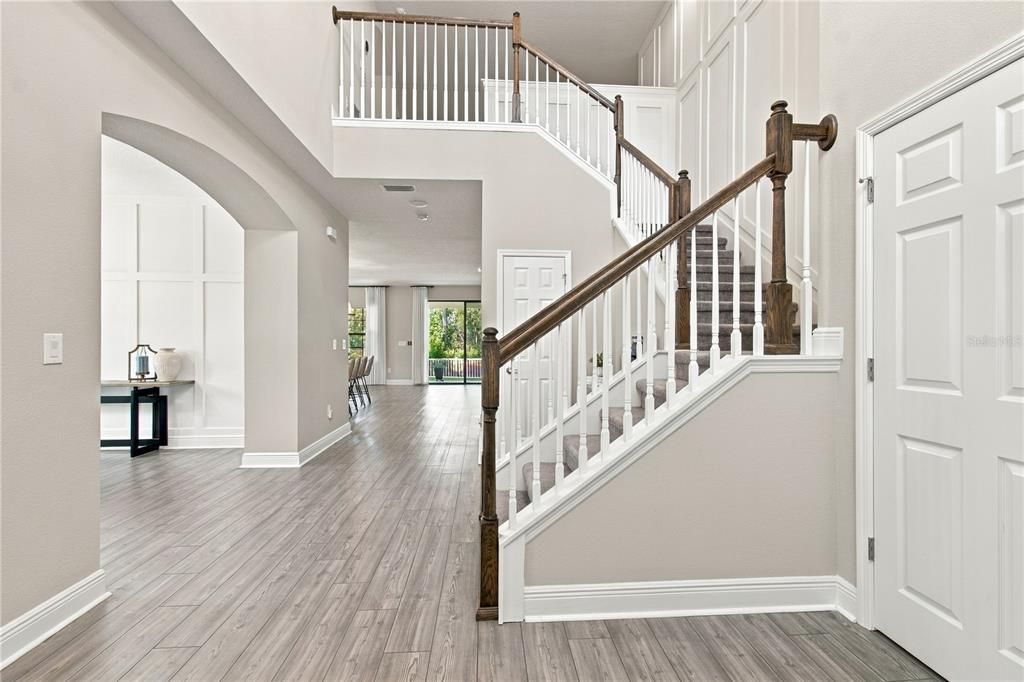 For Sale: $879,900 (5 beds, 4 baths, 4219 Square Feet)