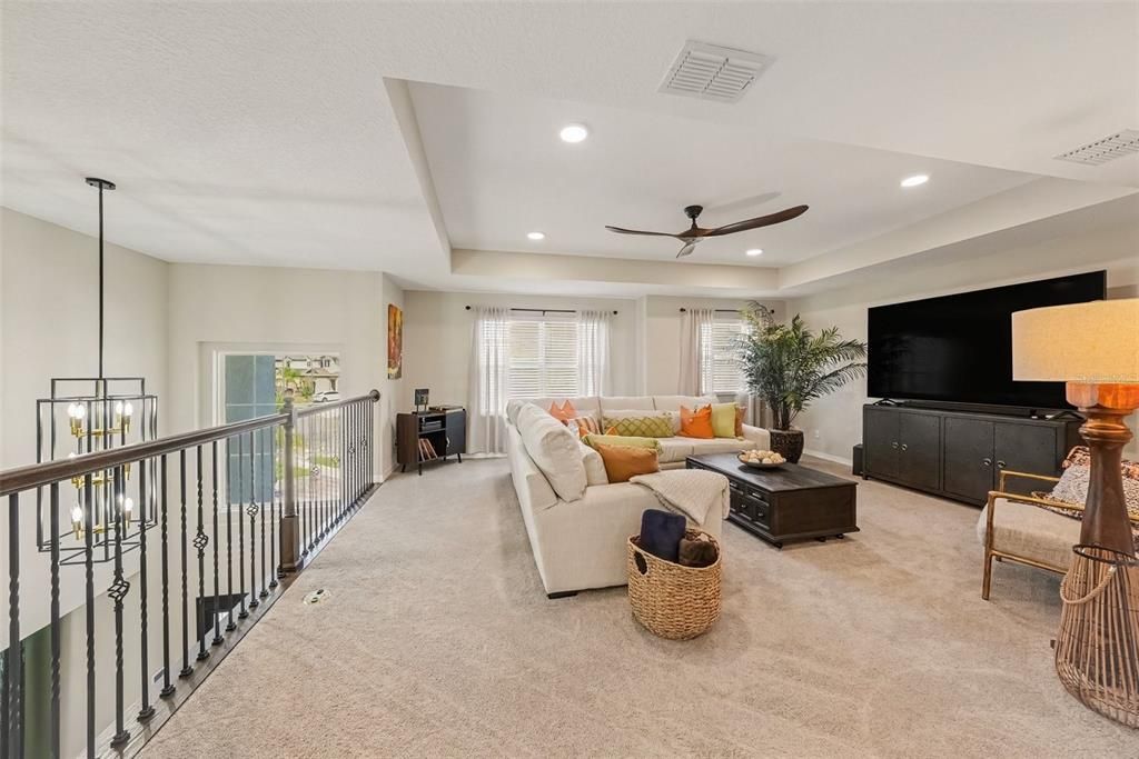 For Sale: $690,000 (5 beds, 4 baths, 3531 Square Feet)
