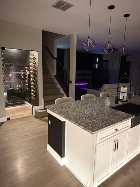 For Sale: $690,000 (5 beds, 4 baths, 3531 Square Feet)