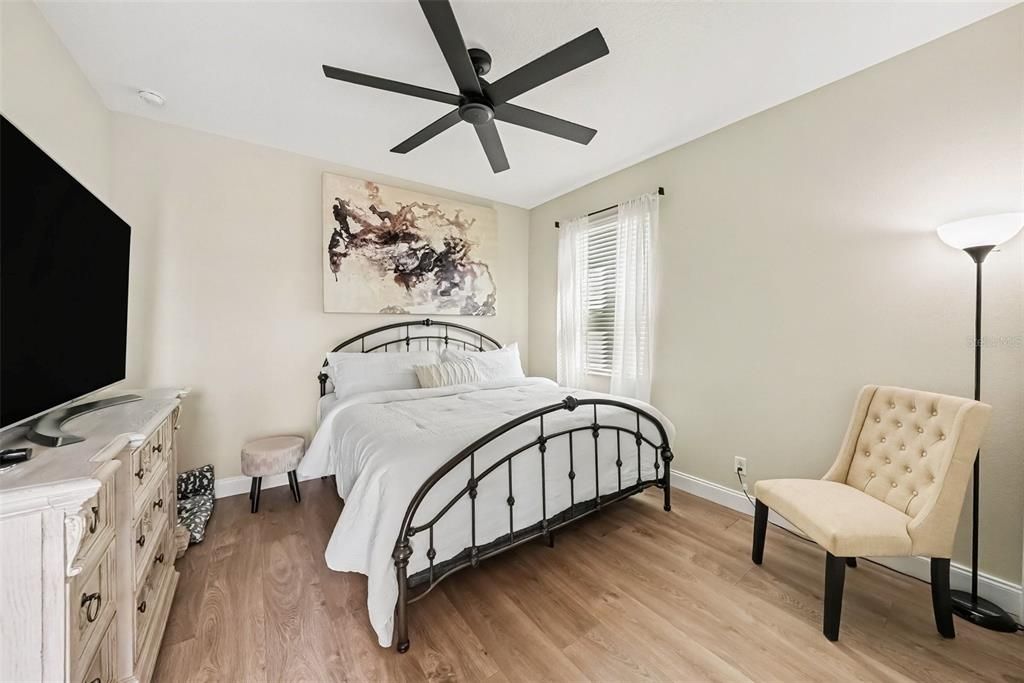 For Sale: $690,000 (5 beds, 4 baths, 3531 Square Feet)