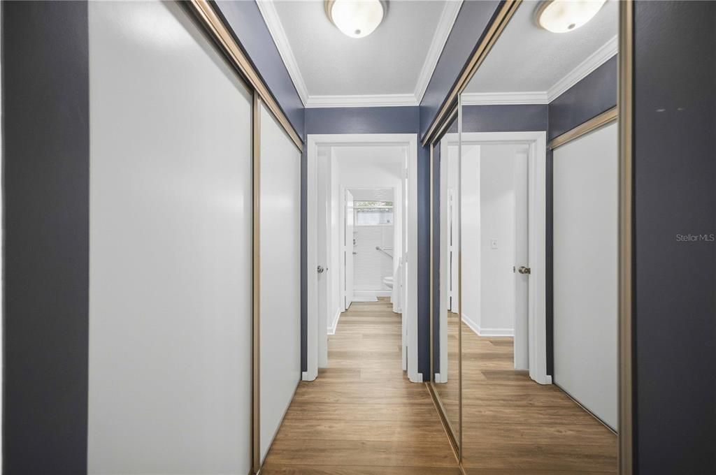 For Sale: $225,000 (2 beds, 2 baths, 1432 Square Feet)