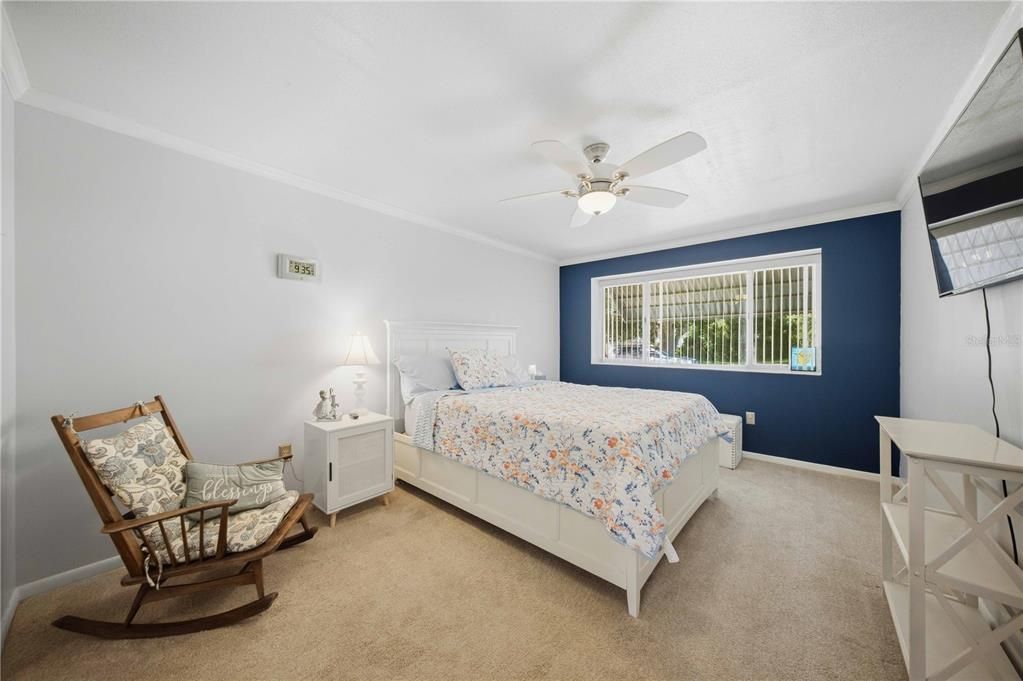 For Sale: $225,000 (2 beds, 2 baths, 1432 Square Feet)