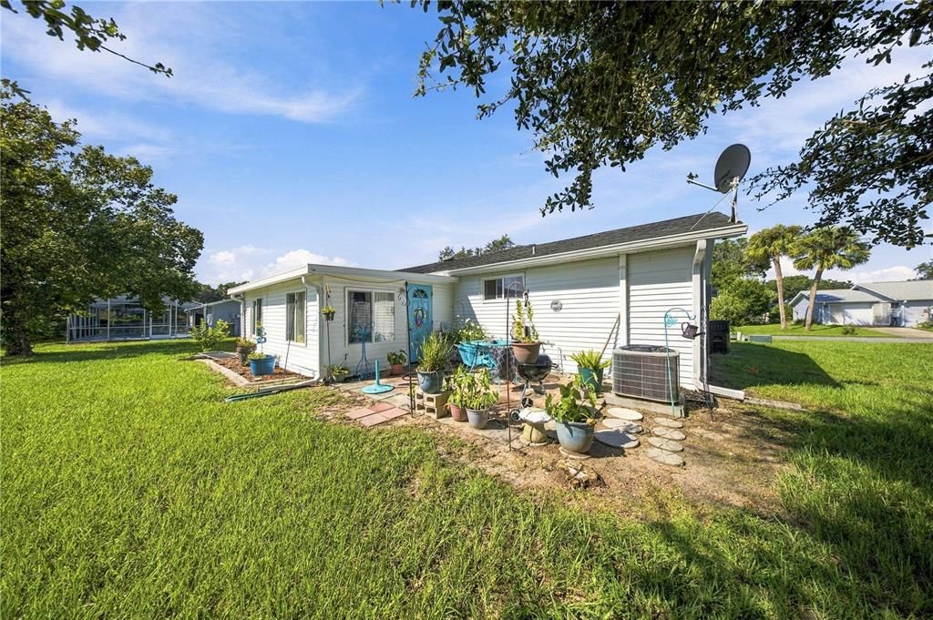 For Sale: $225,000 (2 beds, 2 baths, 1432 Square Feet)