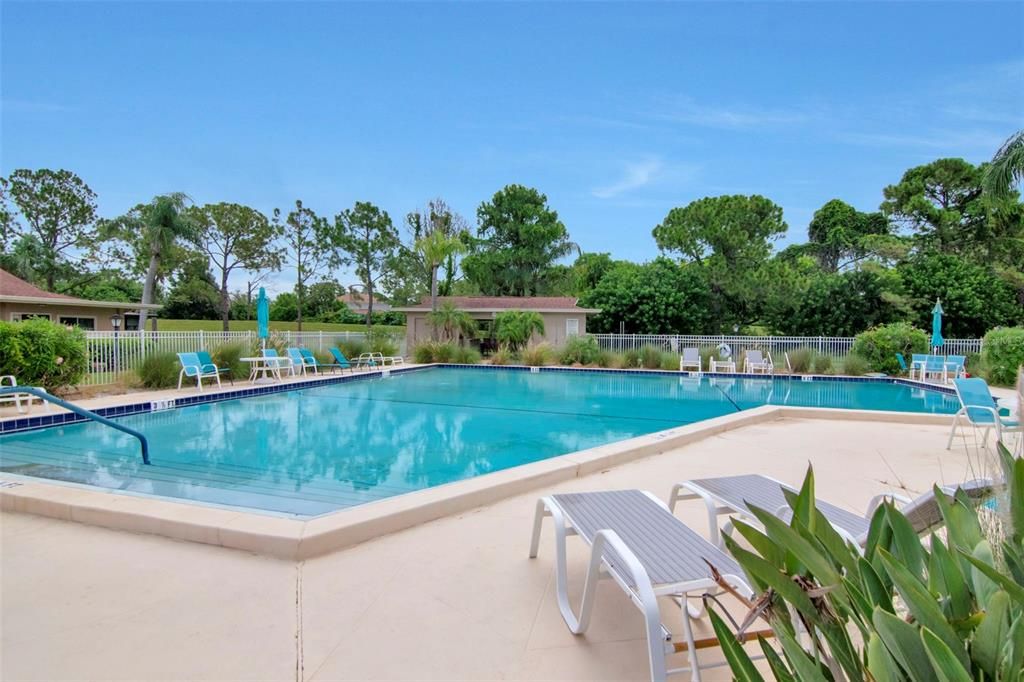 For Sale: $285,000 (2 beds, 2 baths, 1030 Square Feet)