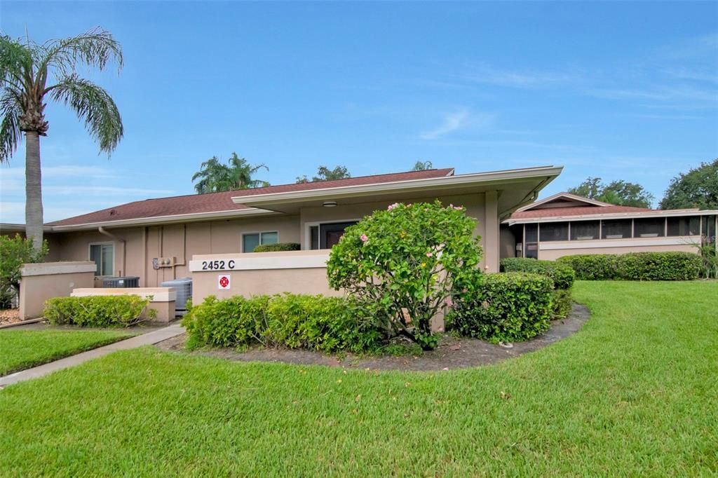 For Sale: $285,000 (2 beds, 2 baths, 1030 Square Feet)