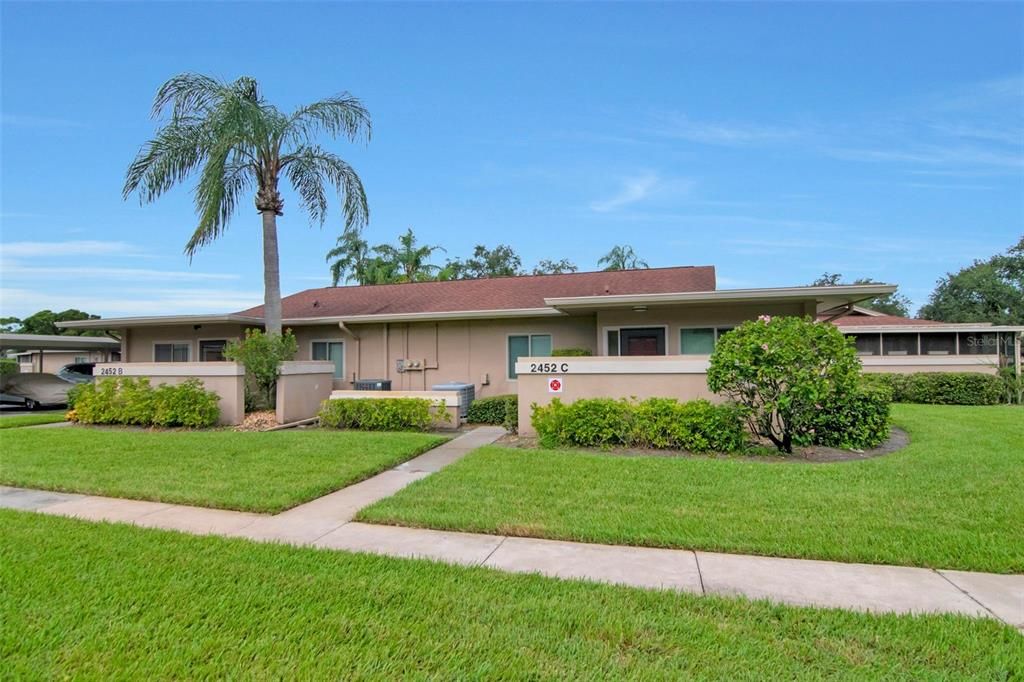 For Sale: $285,000 (2 beds, 2 baths, 1030 Square Feet)