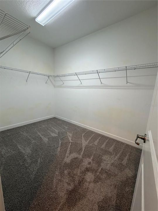 В аренду: $3,000 (4 спален, 2 ванн, 2375 Квадратных фут)
