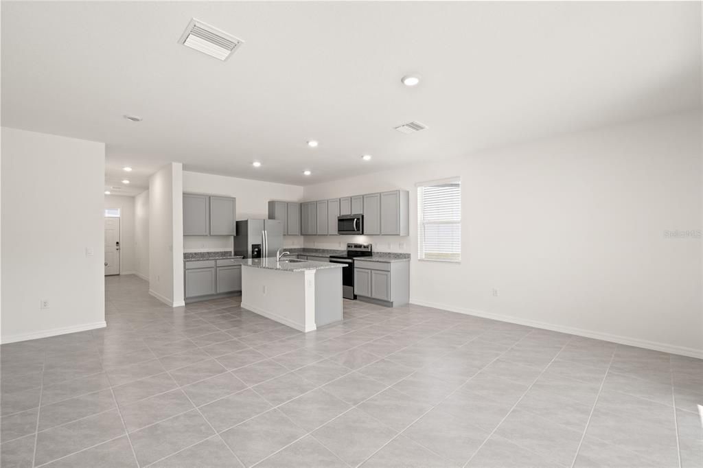 For Sale: $280,000 (3 beds, 2 baths, 1758 Square Feet)