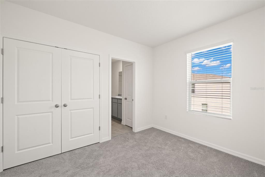 For Sale: $280,000 (3 beds, 2 baths, 1758 Square Feet)