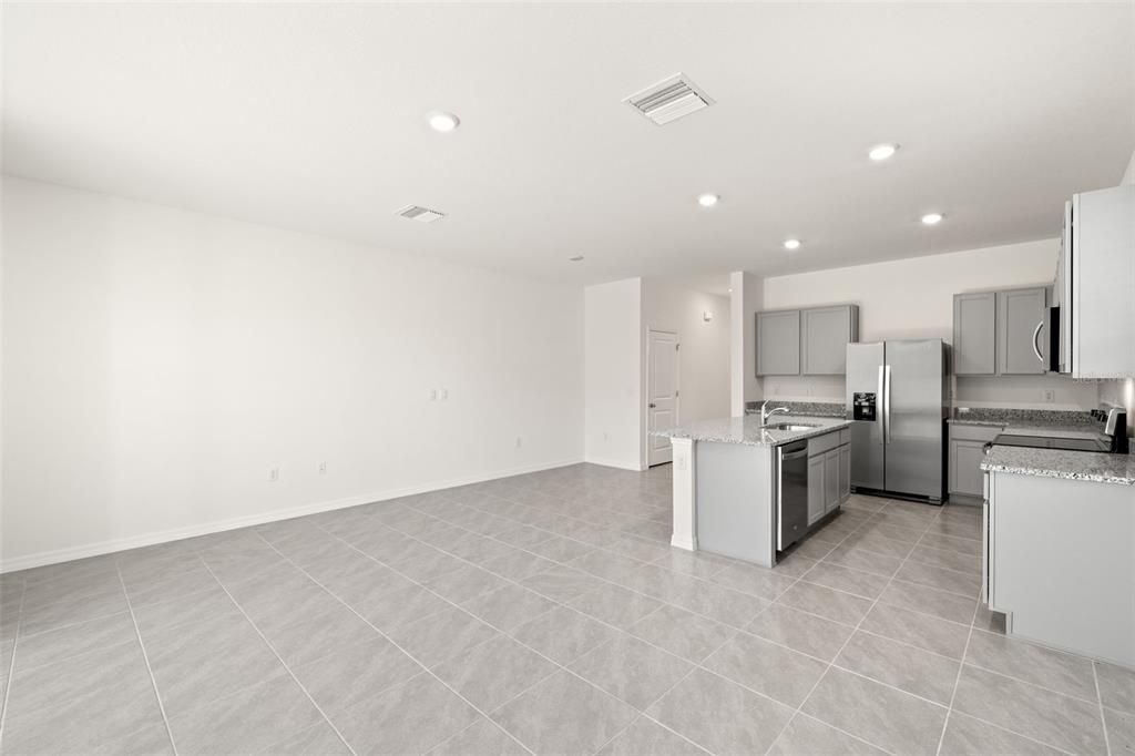 For Sale: $280,000 (3 beds, 2 baths, 1758 Square Feet)