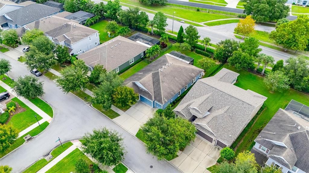 For Sale: $569,000 (4 beds, 2 baths, 2543 Square Feet)