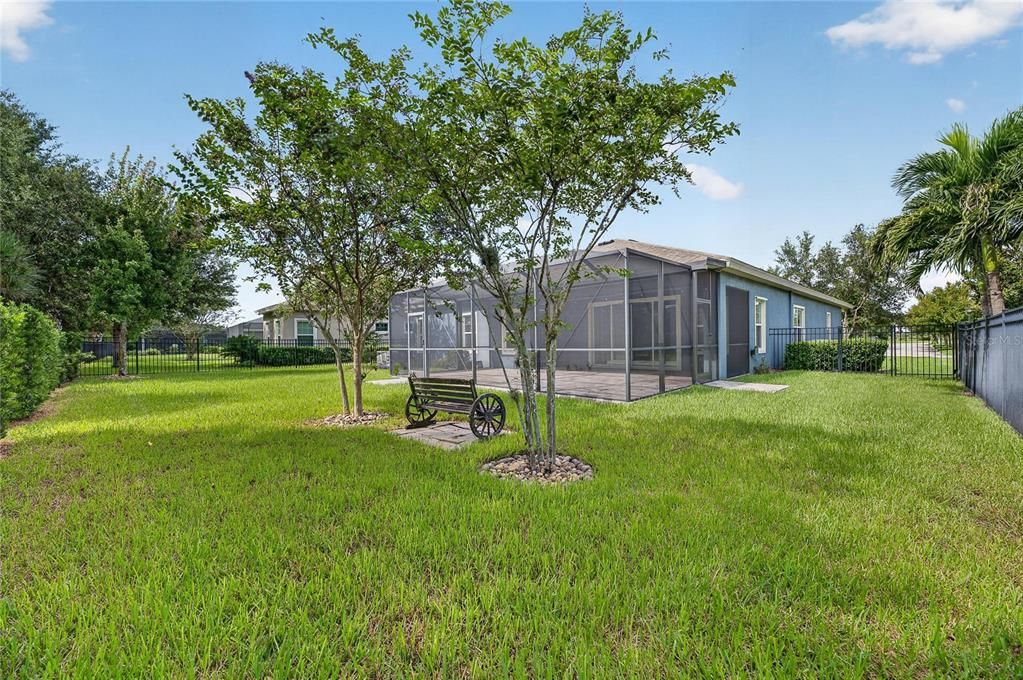 For Sale: $569,000 (4 beds, 2 baths, 2543 Square Feet)