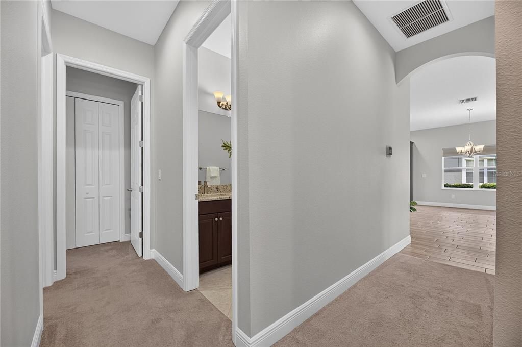 For Sale: $569,000 (4 beds, 2 baths, 2543 Square Feet)