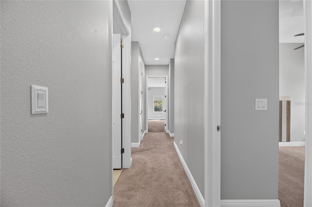 For Sale: $569,000 (4 beds, 2 baths, 2543 Square Feet)