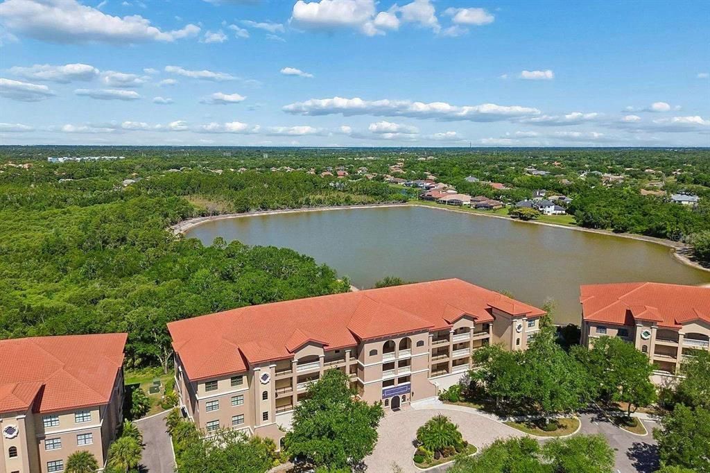 For Sale: $389,900 (2 beds, 2 baths, 1762 Square Feet)