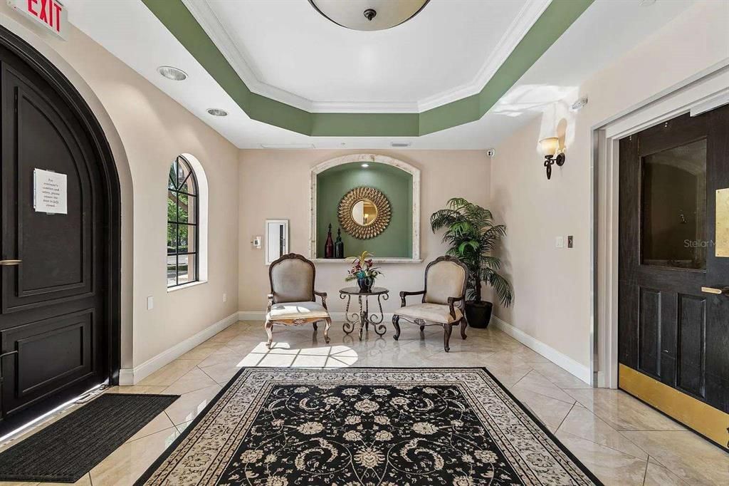 For Sale: $389,900 (2 beds, 2 baths, 1762 Square Feet)