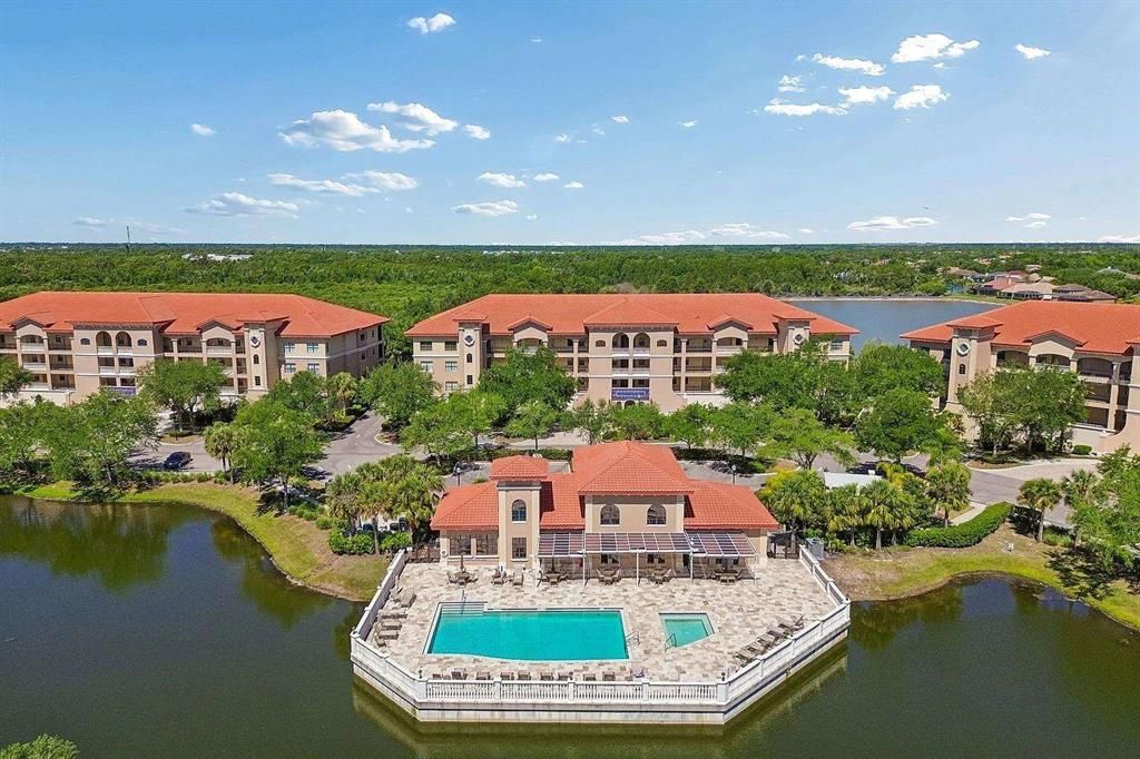 For Sale: $389,900 (2 beds, 2 baths, 1762 Square Feet)