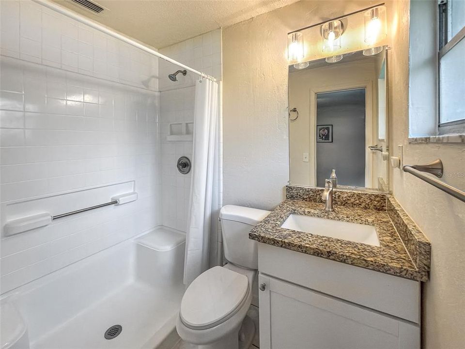 For Sale: $325,000 (3 beds, 2 baths, 1208 Square Feet)