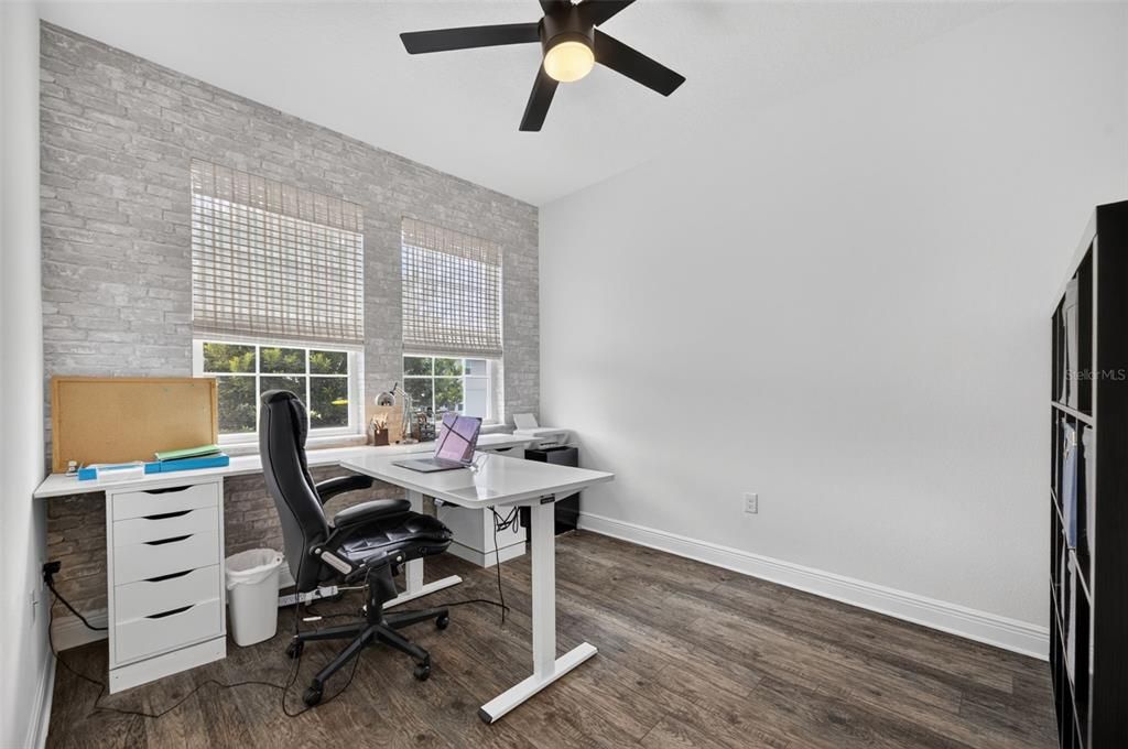 Active With Contract: $459,900 (3 beds, 2 baths, 1937 Square Feet)