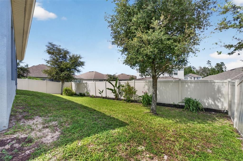Active With Contract: $459,900 (3 beds, 2 baths, 1937 Square Feet)