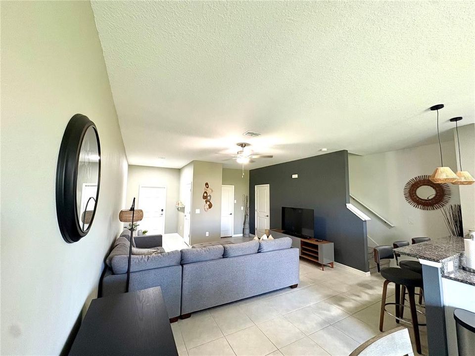 For Rent: $1,850 (3 beds, 2 baths, 1666 Square Feet)