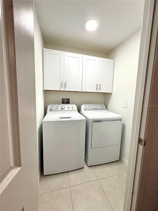 For Rent: $1,850 (3 beds, 2 baths, 1666 Square Feet)