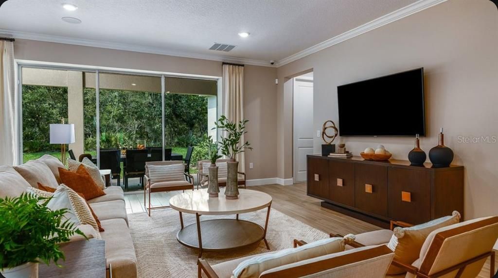 En Venta: $1,314,791 (6 camas, 4 baños, 3914 Pies cuadrados)