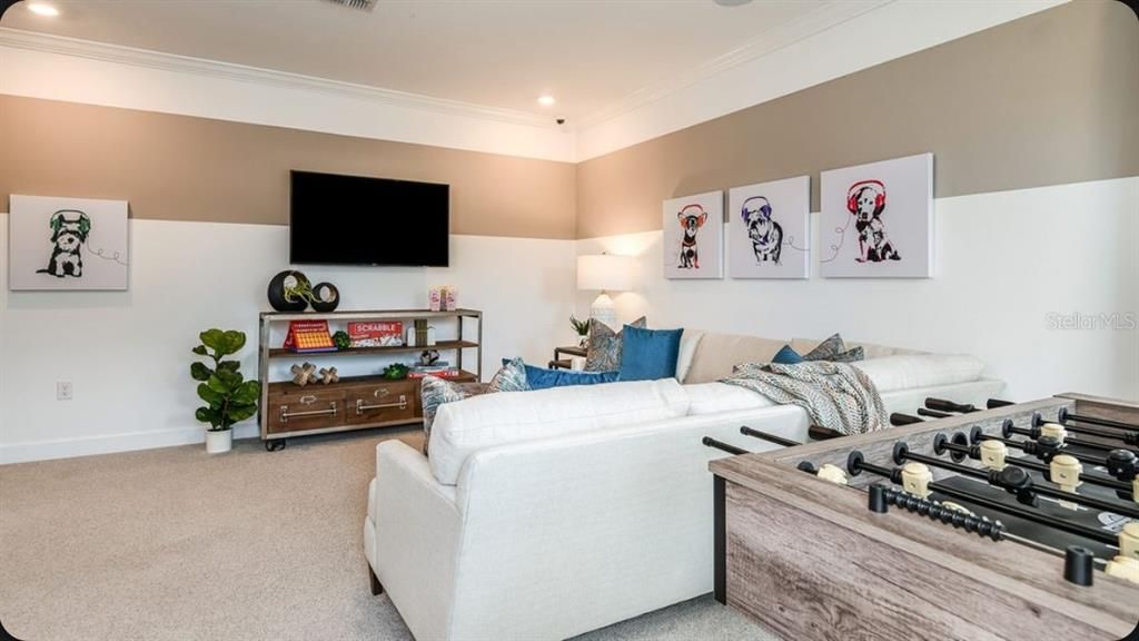 En Venta: $1,314,791 (6 camas, 4 baños, 3914 Pies cuadrados)