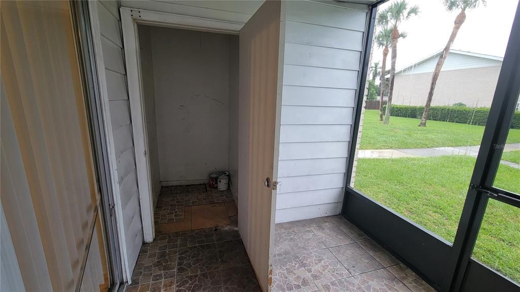 For Rent: $1,749 (3 beds, 2 baths, 893 Square Feet)