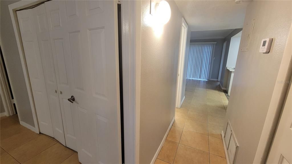 For Rent: $1,749 (3 beds, 2 baths, 893 Square Feet)