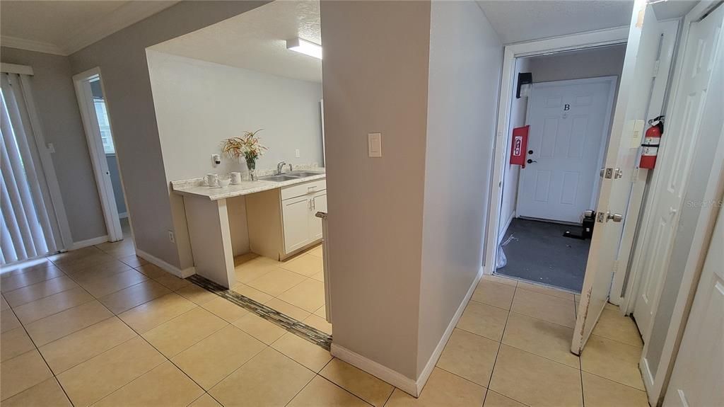 For Rent: $1,749 (3 beds, 2 baths, 893 Square Feet)