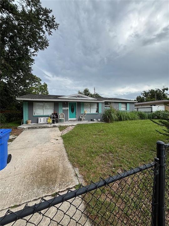 Active With Contract: $199,000 (3 beds, 2 baths, 1125 Square Feet)