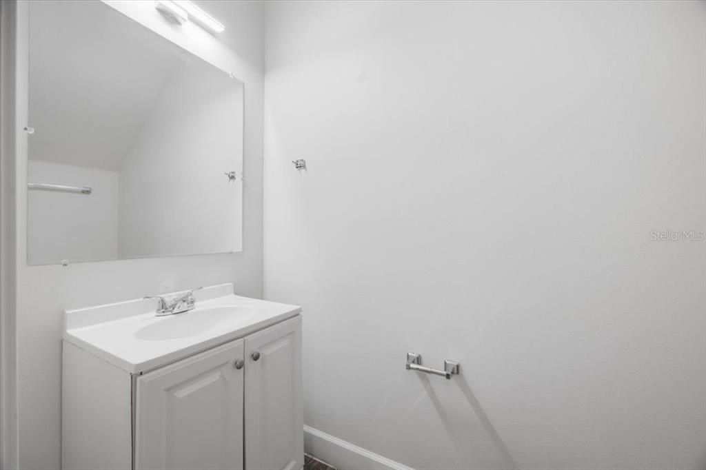 En Venta: $325,000 (4 camas, 2 baños, 1734 Pies cuadrados)