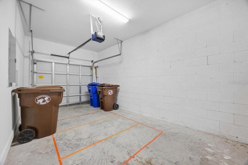 En Venta: $325,000 (4 camas, 2 baños, 1734 Pies cuadrados)