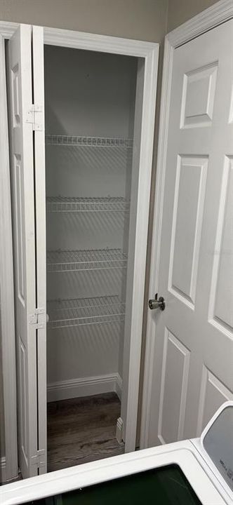 For Rent: $3,100 (4 beds, 2 baths, 2114 Square Feet)
