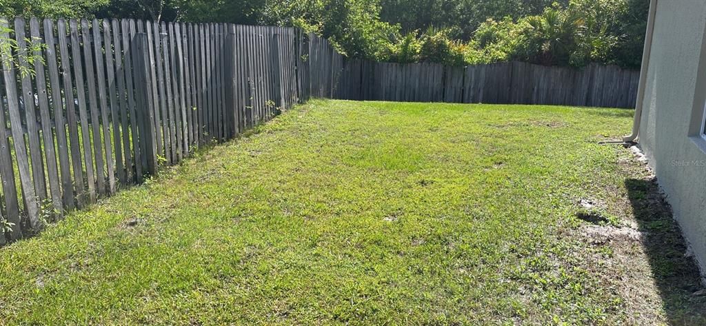 For Rent: $3,100 (4 beds, 2 baths, 2114 Square Feet)