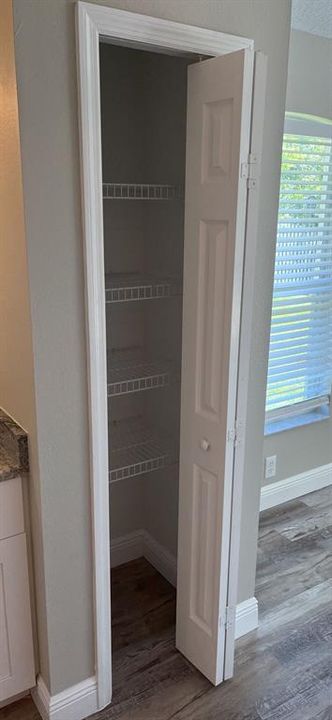 For Rent: $3,100 (4 beds, 2 baths, 2114 Square Feet)