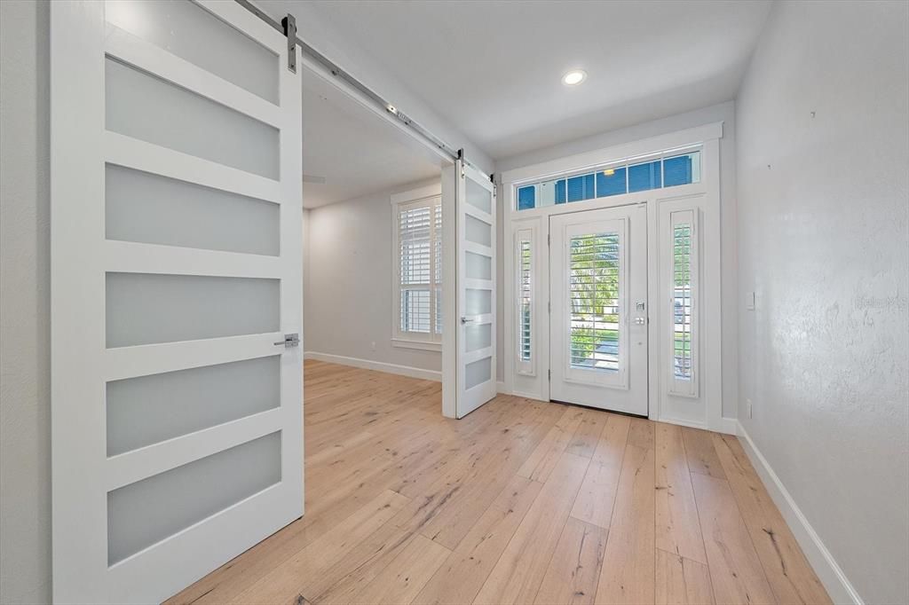 En Venta: $1,549,000 (3 camas, 2 baños, 2521 Pies cuadrados)