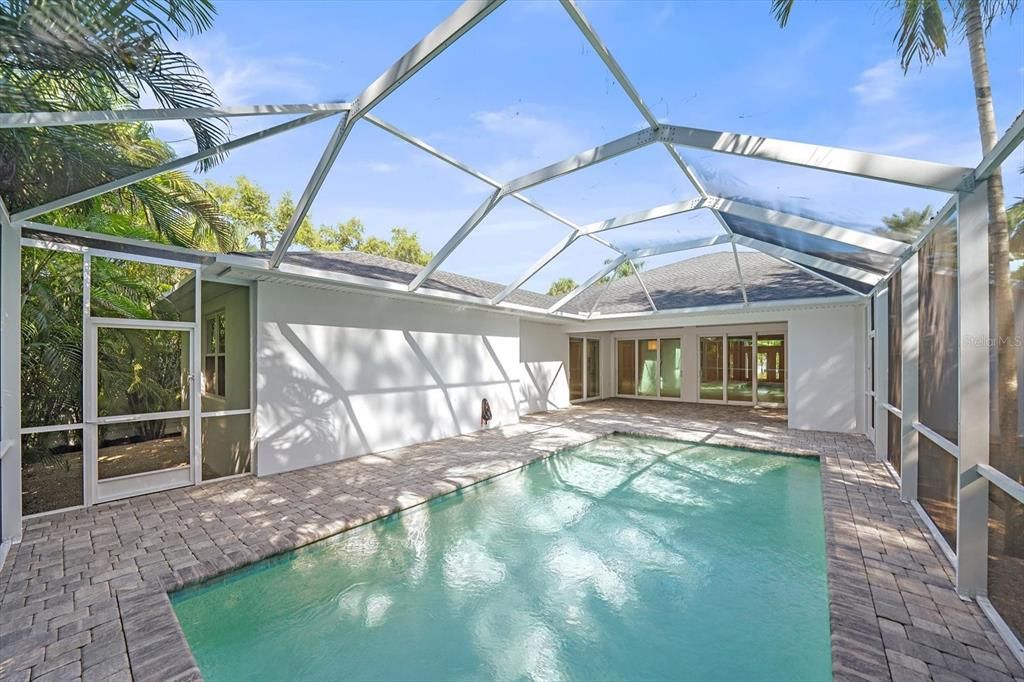En Venta: $1,549,000 (3 camas, 2 baños, 2521 Pies cuadrados)